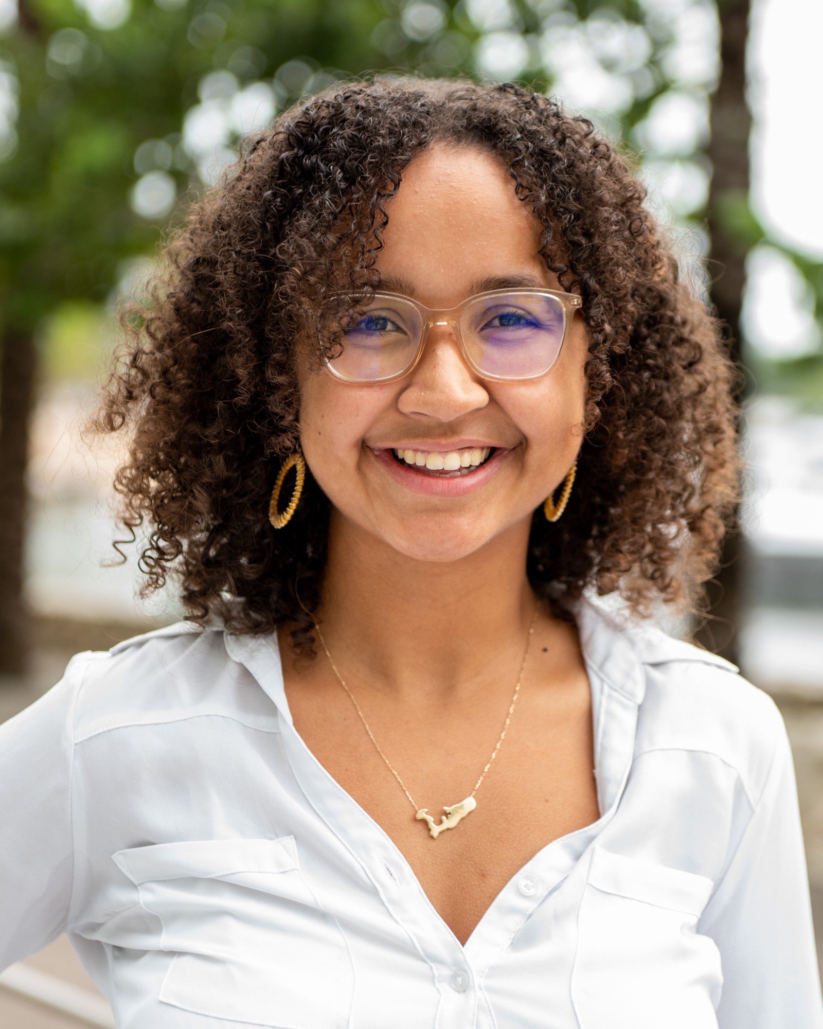 Alanna-warwick-smith-headshot